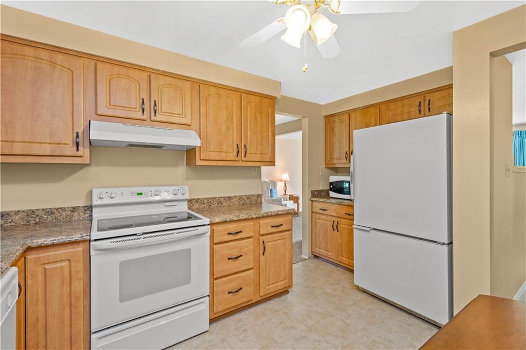 1271 Old Meadow Road Pittsburgh, PA 15241 - Photo 15 of 25 Gallery Image 15