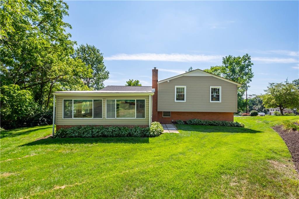 1271 Old Meadow Road Pittsburgh, PA 15241 - Photo 6 of 25 Gallery Image 6