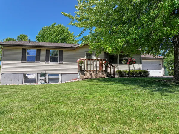 $285,000 | 611 East Nestor Street, Osakis, MN 56360
