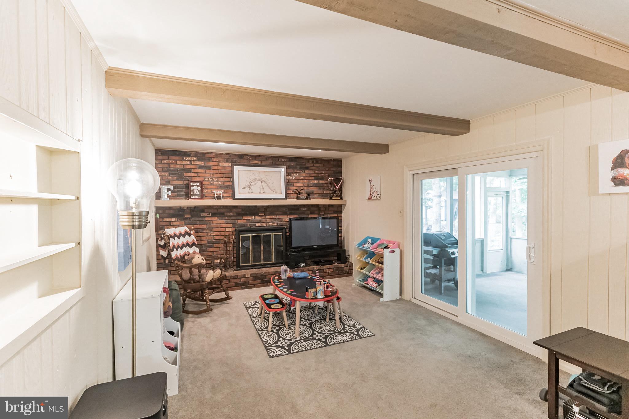 221 Oakshade Road Tabernacle, NJ 08088 - Photo 15 of 30 Family Room
