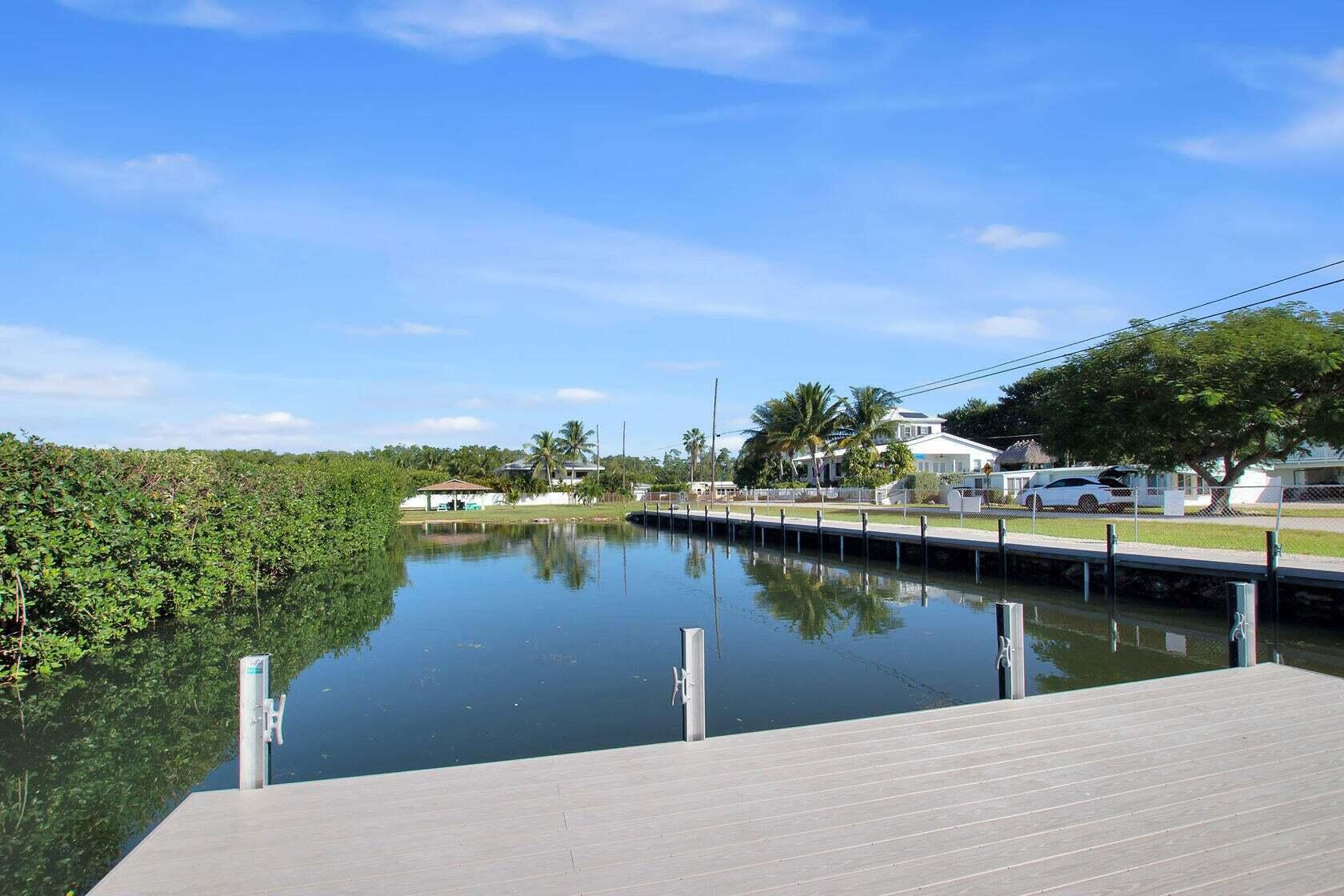 27 Pompano Avenue Key Largo, FL 33037 - Photo 20 of 25 a lake view