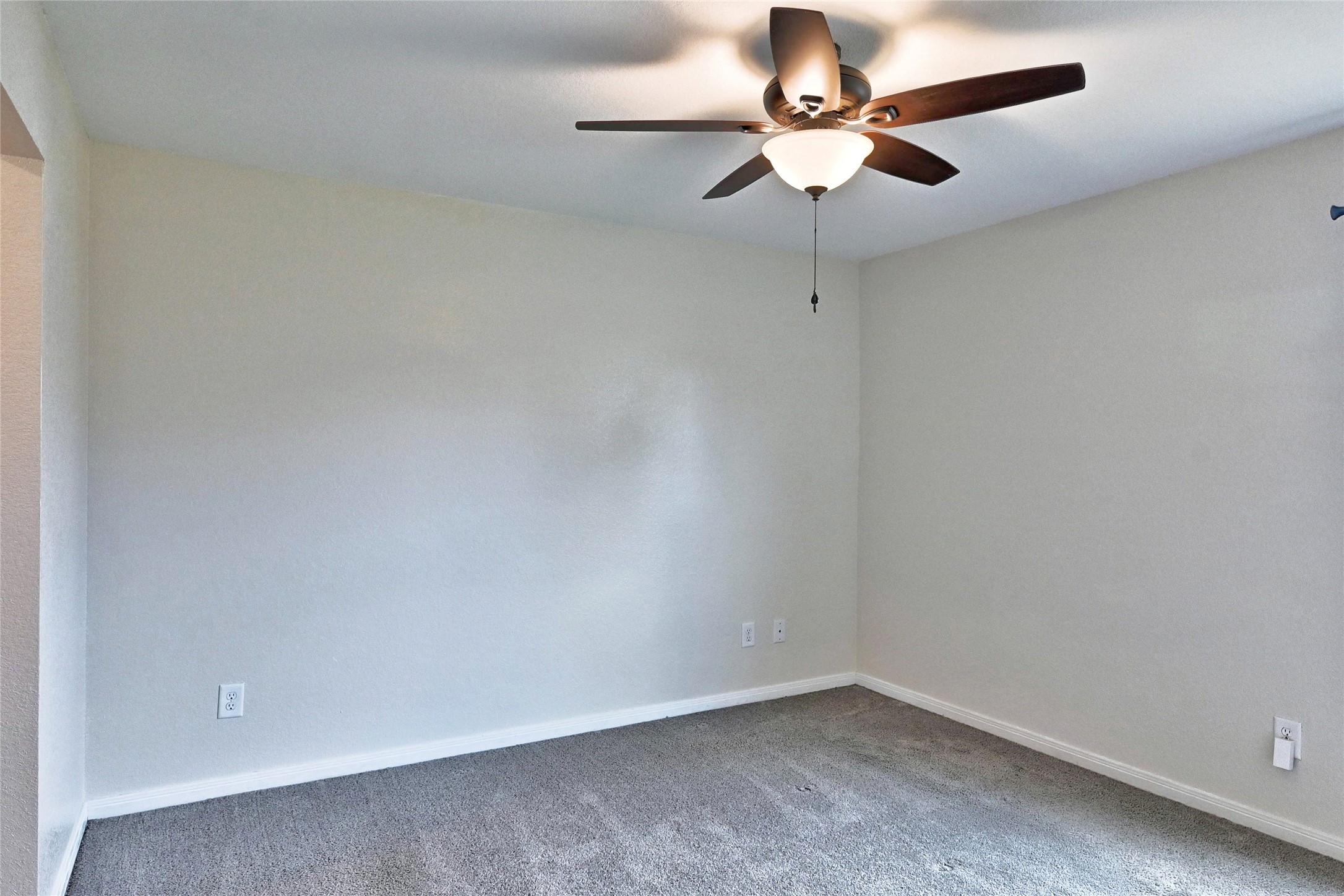 16623 Colleen Place Conroe, TX 77306 - Photo 15 of 44 Primary bedroom.