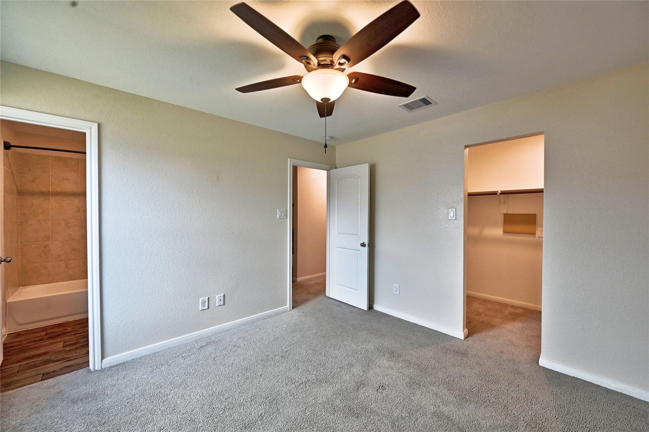 16623 Colleen Place Conroe, TX 77306 - Photo 23 of 44 a view of an empty room with window
