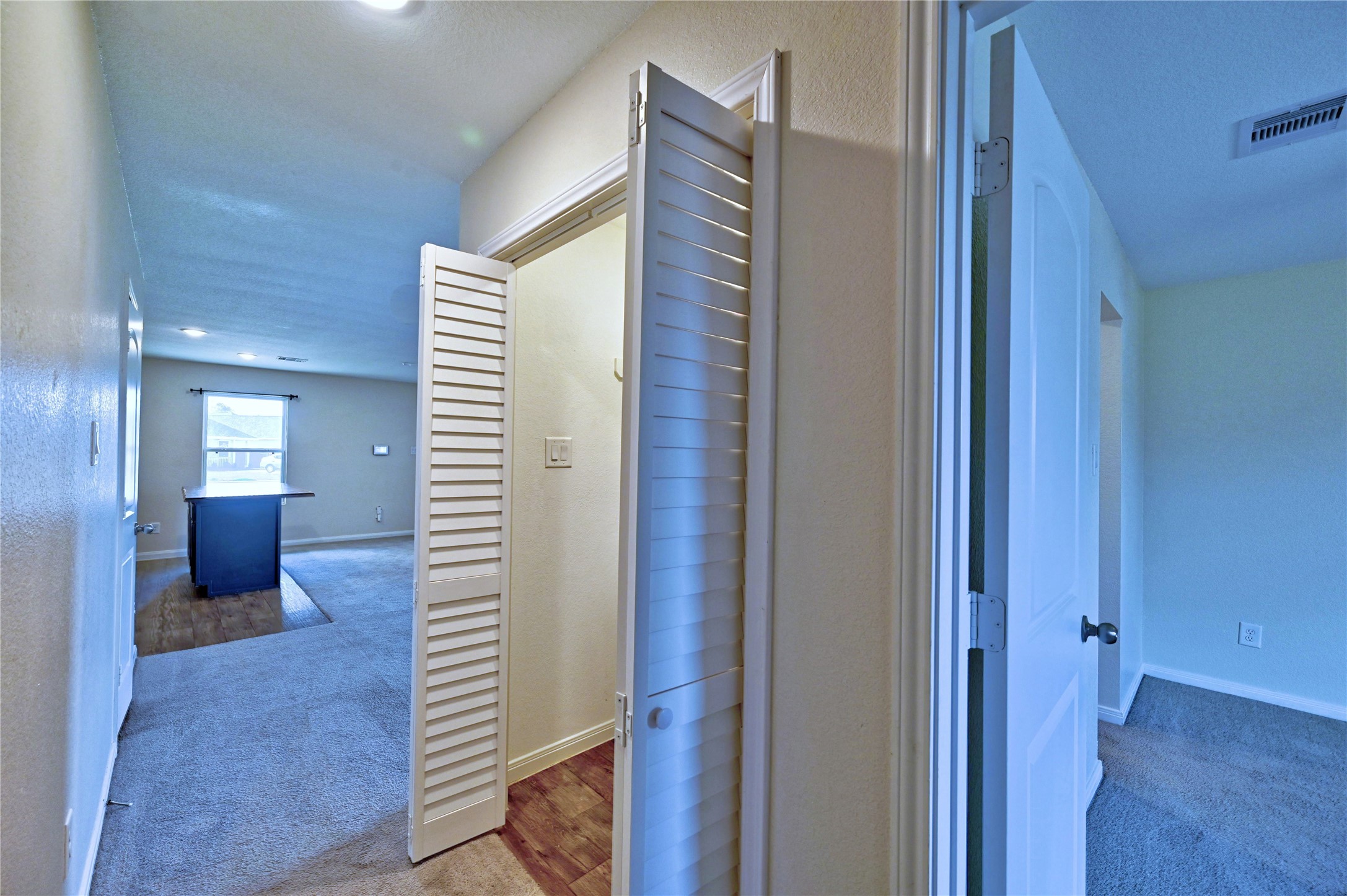 16623 Colleen Place Conroe, TX 77306 - Photo 34 of 44 Laundry room with upgraded louvered door.