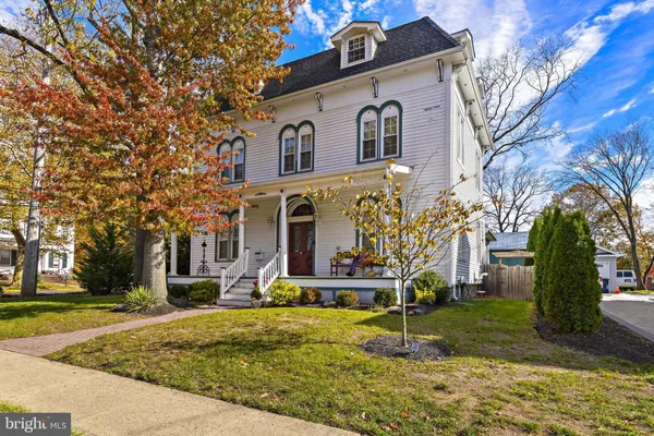 $918,000 | 421 North Main Street, Hightstown, NJ 08520