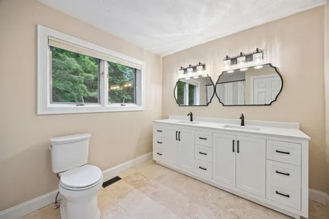 $1,675,000 | 4 Portside Drive, Unit 3, Moultonborough, NH 03254