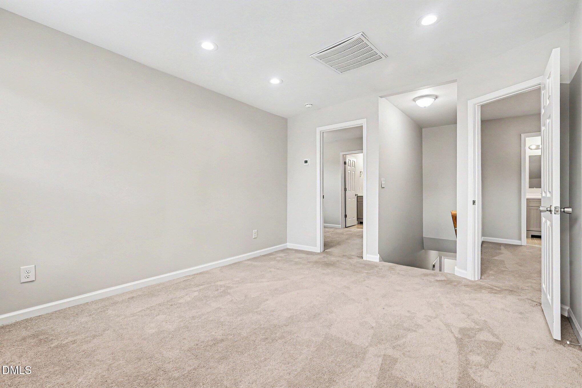 1312 South Roxboro Street Durham, NC 27707 - Photo 13 of 40 021_file_9465