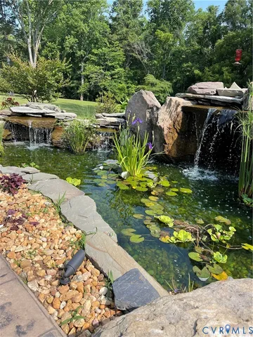 a view of a garden with patio