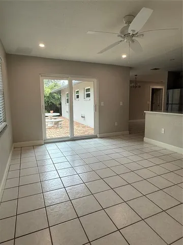 $2,600 | 4030 Asbury Place, Sarasota, FL 34233