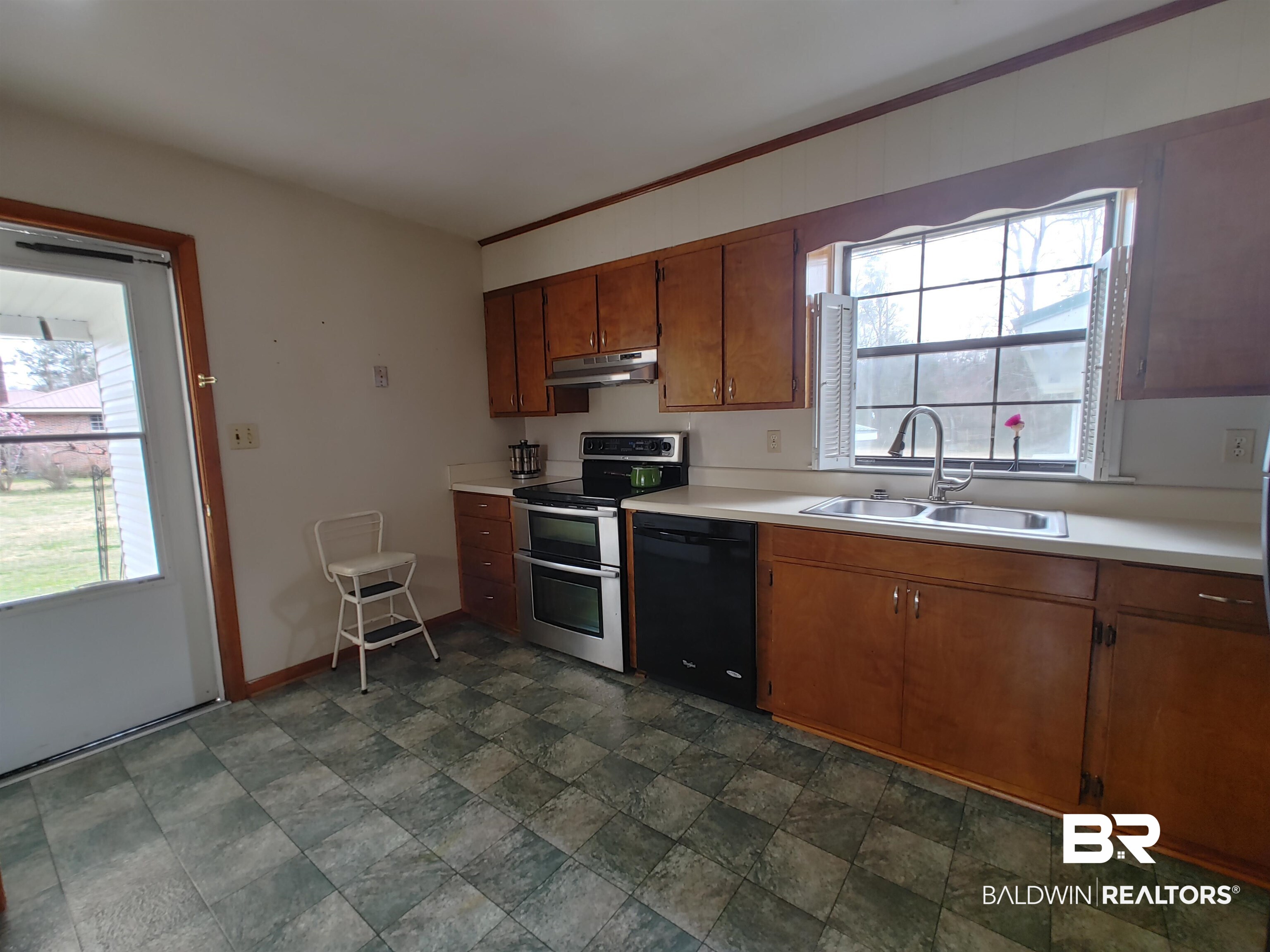 102 Nichols Road McIntosh, AL 36553 - Photo 5 of 27