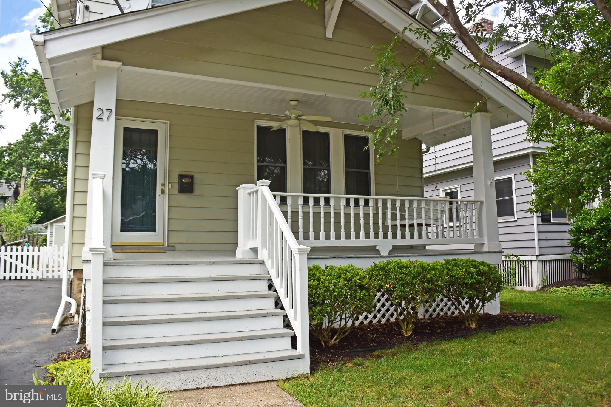 27 West Spring Street Alexandria, VA 22301 - Photo 14 of 29 Front Exterior