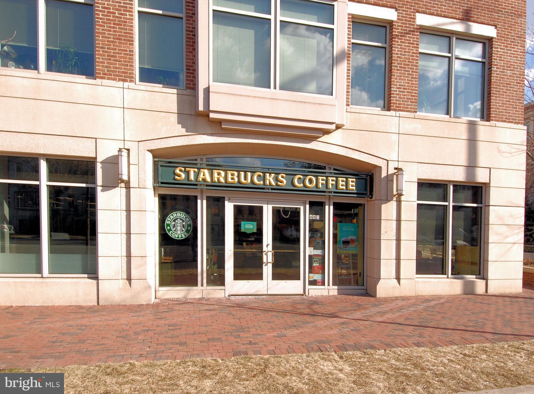 27 West Spring Street Alexandria, VA 22301 - Photo 22 of 29 Starbucks