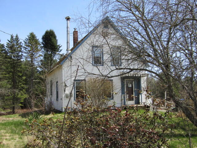 437 Nobleboro Road Bremen, ME 04551 - Photo 1 of 29 IMG_7563