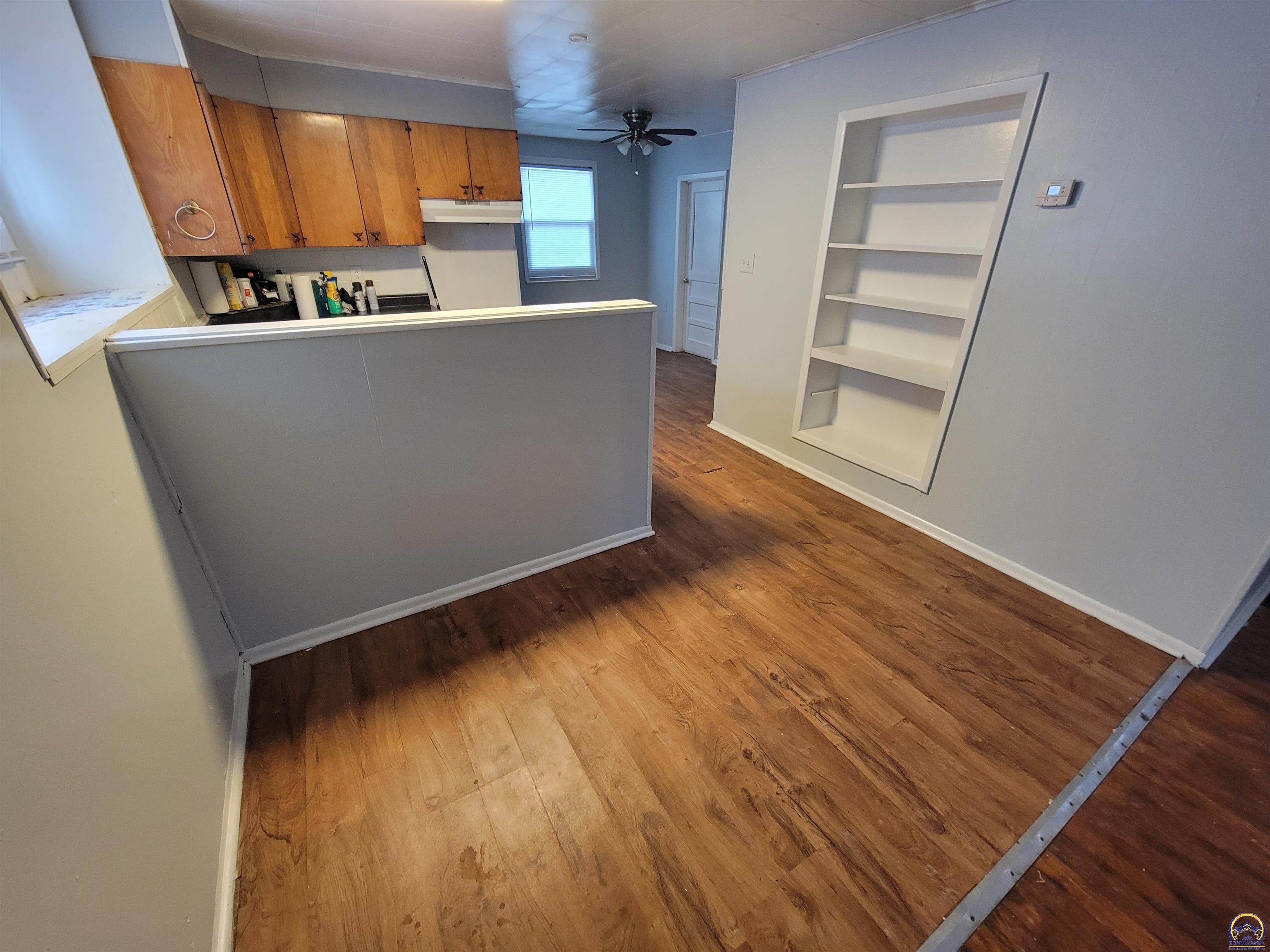 1335 Southwest Lincoln Street Topeka, KS 66604 - Photo 3 of 13