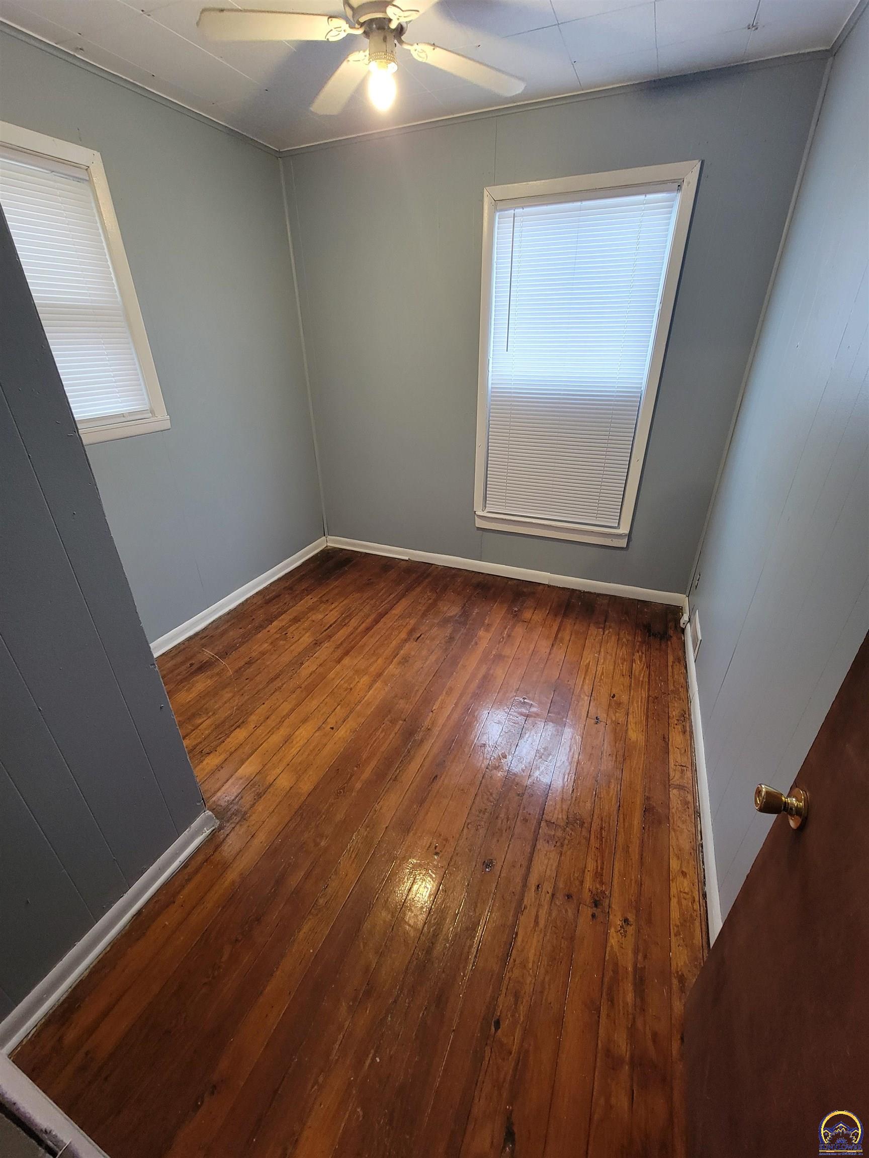 1335 Southwest Lincoln Street Topeka, KS 66604 - Photo 9 of 13