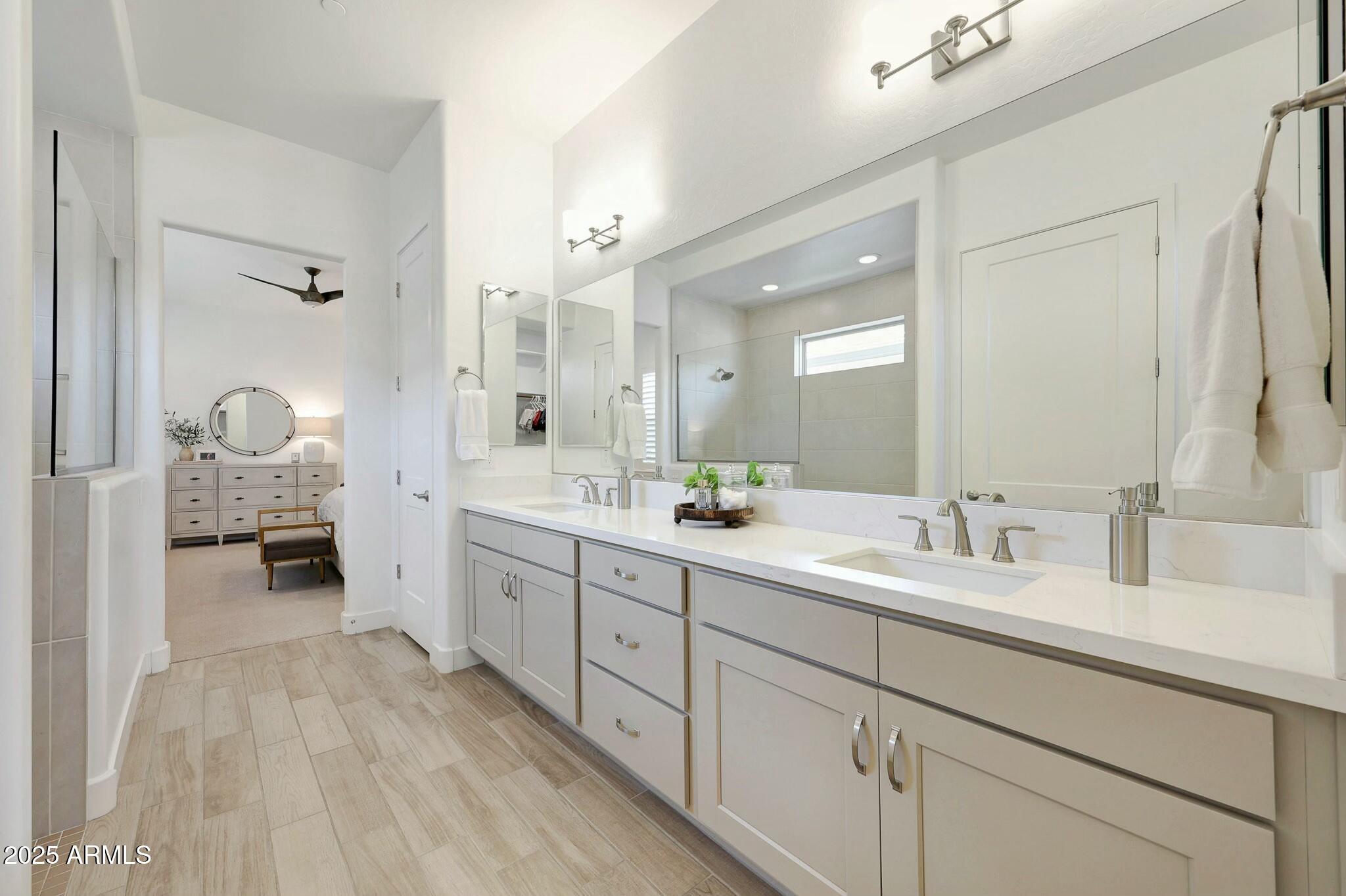 20727 West Medlock Drive Buckeye, AZ 85396 - Photo 11 of 42 Primary bath