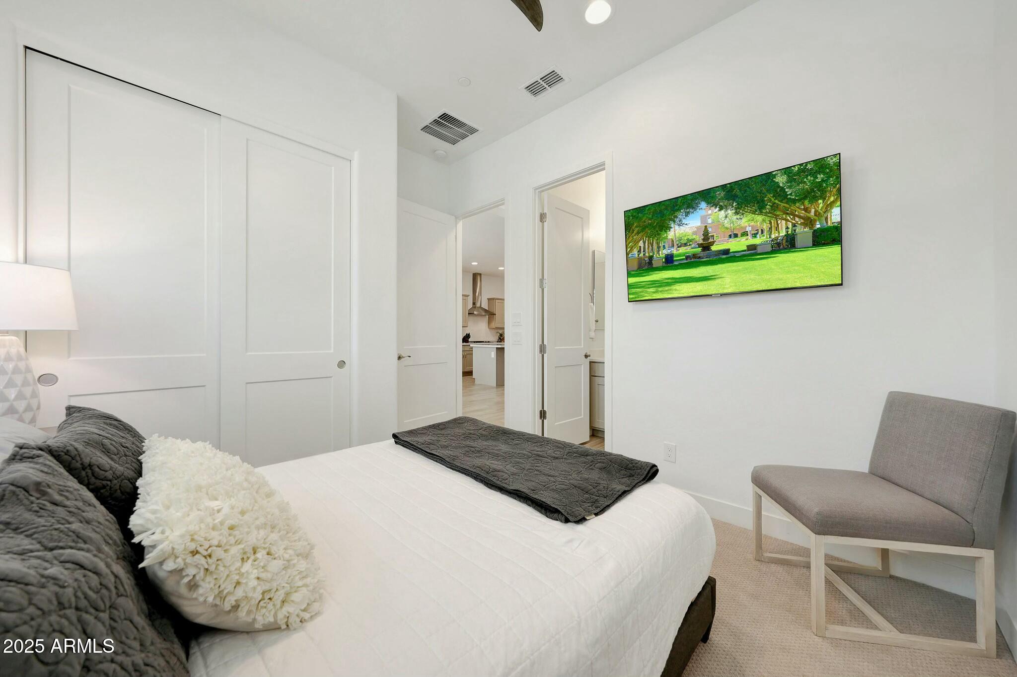 20727 West Medlock Drive Buckeye, AZ 85396 - Photo 14 of 42 Guest BR