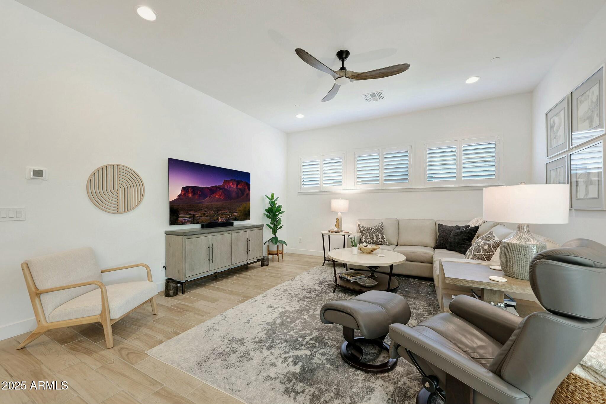 20727 West Medlock Drive Buckeye, AZ 85396 - Photo 7 of 42 Great Room