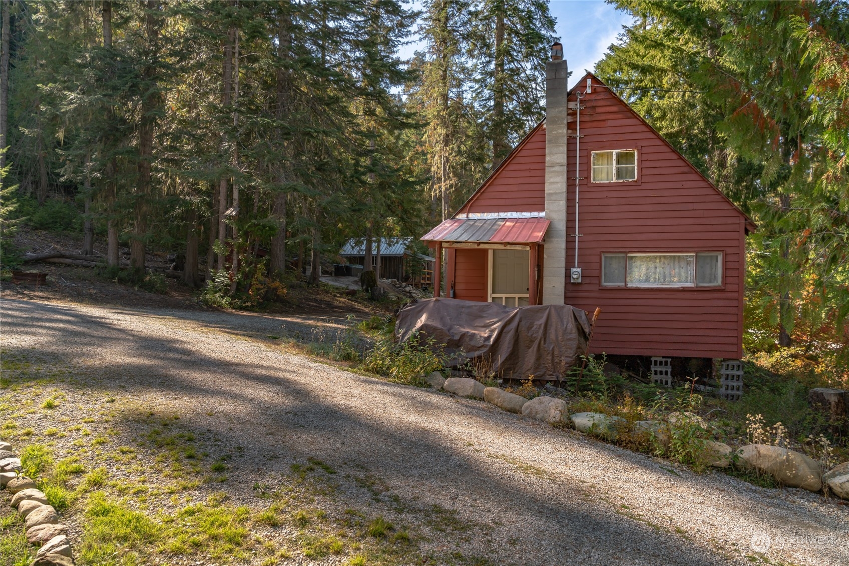 15231 Cedar Brae Road Leavenworth, WA 98826 - Photo 19 of 24 a house view with a backyard space