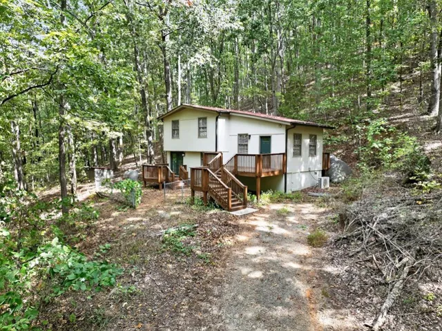 $230,000 | 256 Robin Hood Ln N East, Fairmount, GA 30139