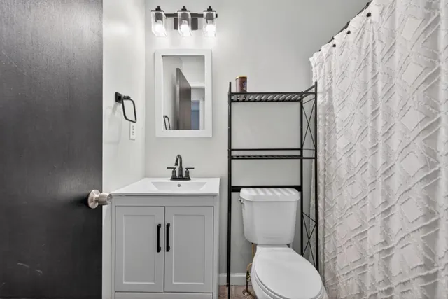 $230,000 | 256 Robin Hood Ln N East, Fairmount, GA 30139