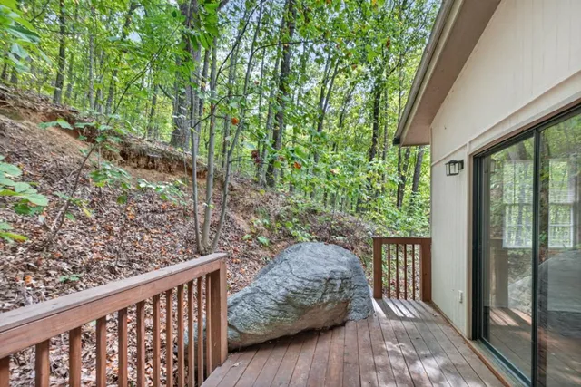 $230,000 | 256 Robin Hood Ln N East, Fairmount, GA 30139