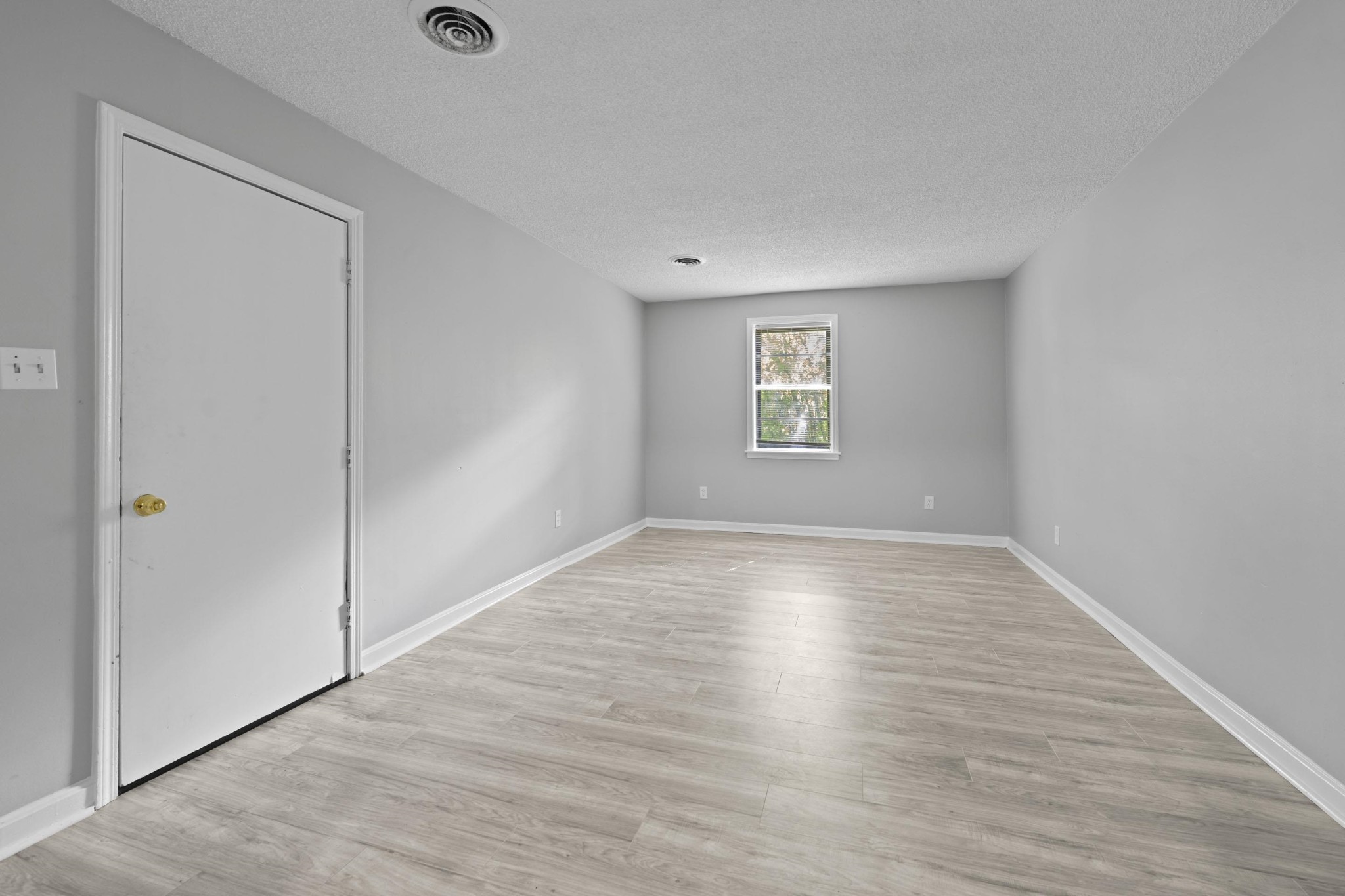 2067 Collier Road Memphis, TN 38127 - Photo 12 of 19 Gallery Image 12