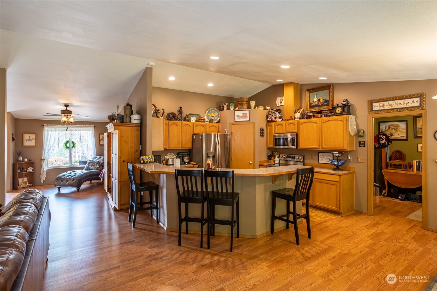 526 Haywire Road Napavine, WA 98532 - Photo 20 of 40 a view of a dining room with furniture