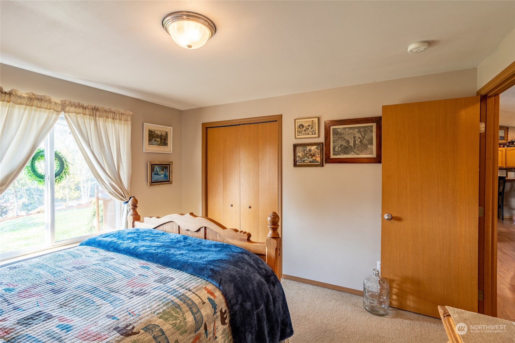 526 Haywire Road Napavine, WA 98532 - Photo 33 of 40 a bedroom with a bed and a window