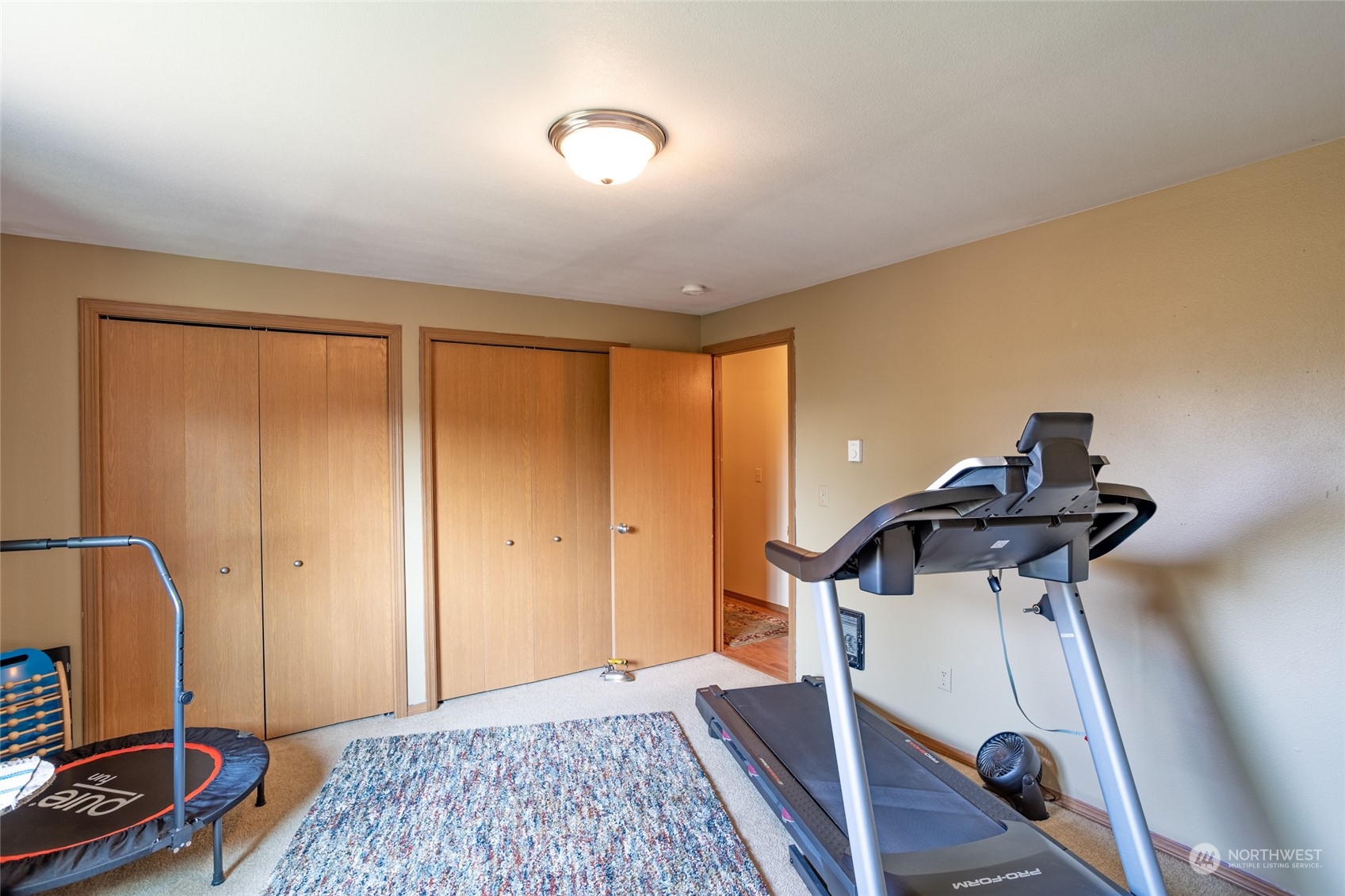 526 Haywire Road Napavine, WA 98532 - Photo 35 of 40 a view of room with furniture and wooden floor