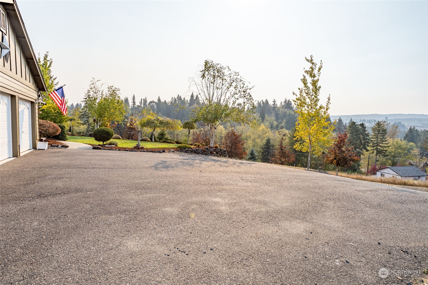526 Haywire Road Napavine, WA 98532 - Photo 4 of 40 a view of a road with a building in the background