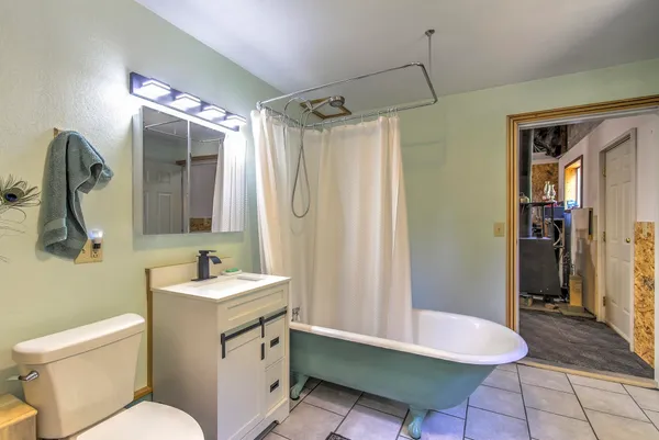 $1,199,000 | 3829 Deep Lake Boundary Road, Colville, WA 99114