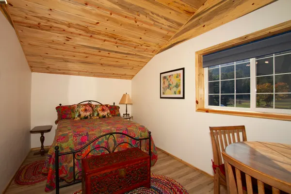 $1,199,000 | 3829 Deep Lake Boundary Road, Colville, WA 99114
