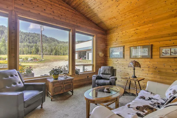 $1,199,000 | 3829 Deep Lake Boundary Road, Colville, WA 99114