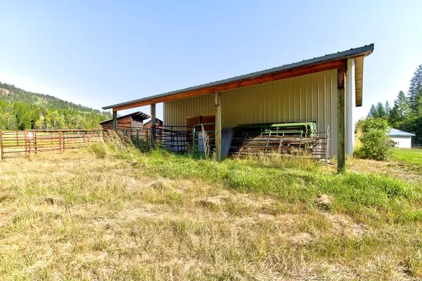 $1,199,000 | 3829 Deep Lake Boundary Road, Colville, WA 99114
