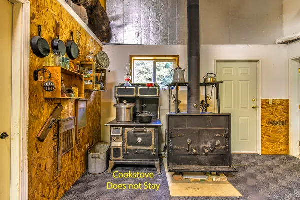 $1,199,000 | 3829 Deep Lake Boundary Road, Colville, WA 99114