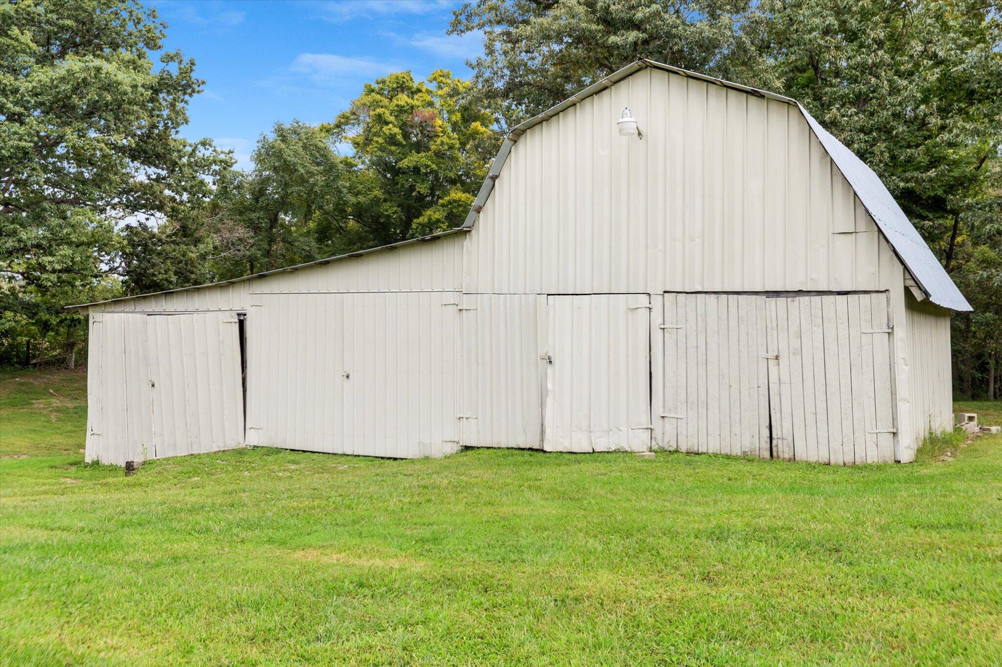 3257 Ficklin Road Mount Sterling, KY 40353 - Photo 24 of 28 26-0J2A5575