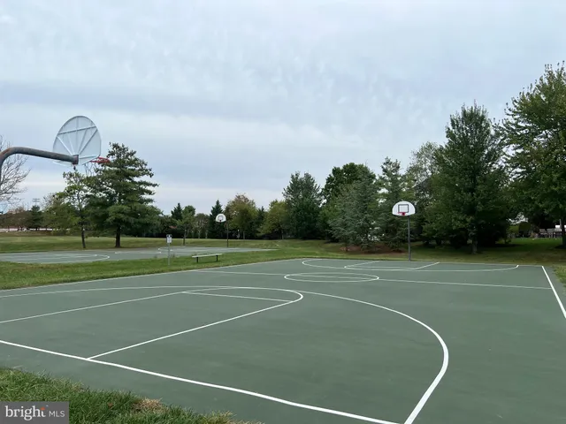 a view of a tennis court