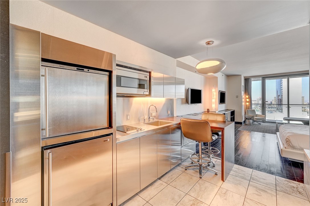 4381 West Flamingo Road, Unit 1512 Las Vegas, NV 89103 - Photo 13 of 36