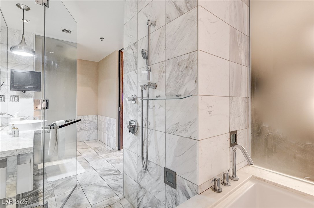 4381 West Flamingo Road, Unit 1512 Las Vegas, NV 89103 - Photo 21 of 36