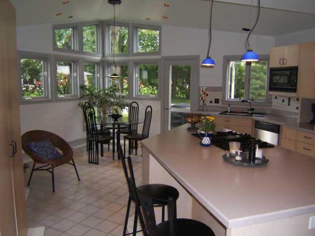 3049 Edgefield Road Columbus, OH 43221 - Photo 5 of 9