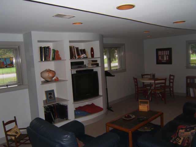 3049 Edgefield Road Columbus, OH 43221 - Photo 9 of 9