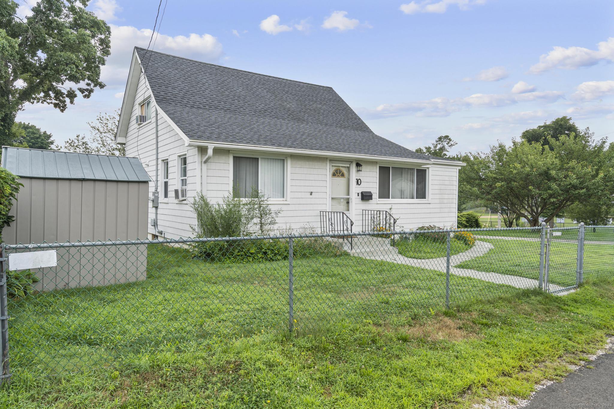 10 Cold Spring Street East Haven, CT 06512 - Photo 2 of 37