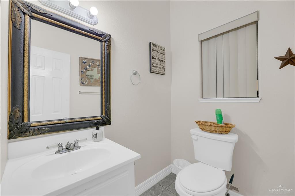 2704 North M Road Edinburg, TX 78542 - Photo 11 of 29
