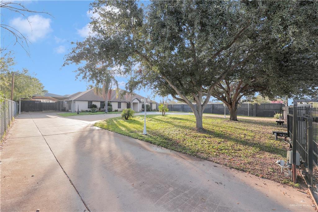 2704 North M Road Edinburg, TX 78542 - Photo 2 of 29