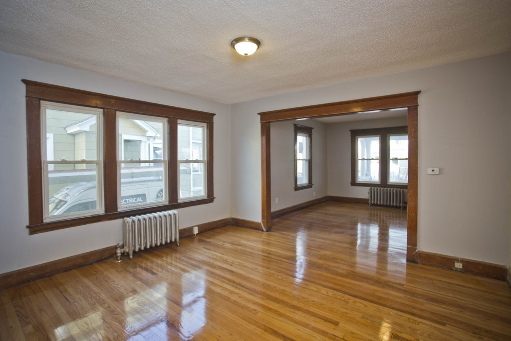 8-10 Braddock Street Springfield, MA 01109 - Photo 11 of 17 Gallery Image 11