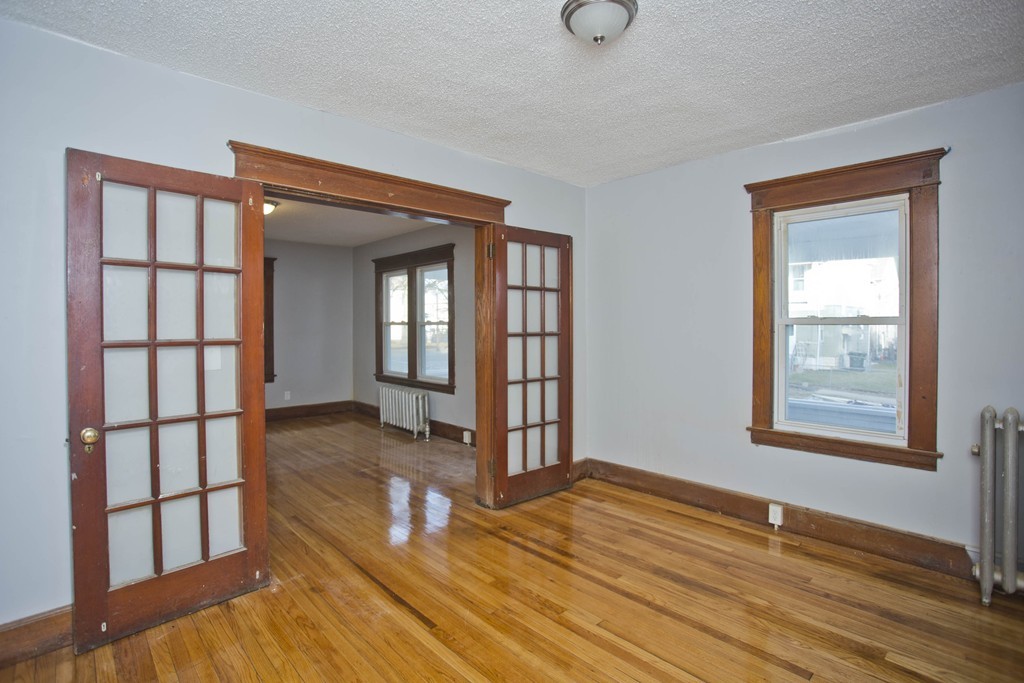 8-10 Braddock Street Springfield, MA 01109 - Photo 13 of 17 Gallery Image 13