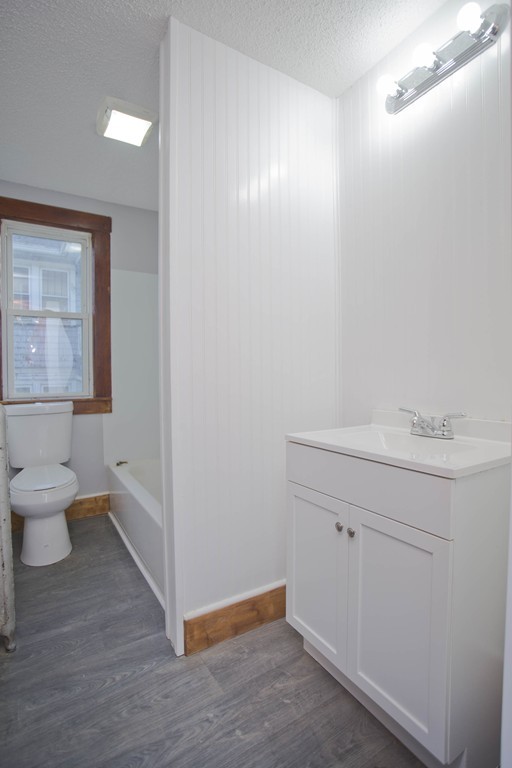 8-10 Braddock Street Springfield, MA 01109 - Photo 15 of 17 Gallery Image 15