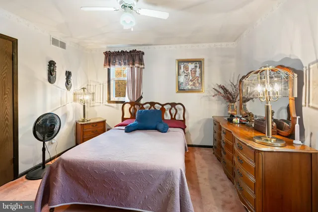 $499,999 | 1742 Corkery Lane, Williamstown, NJ 08094