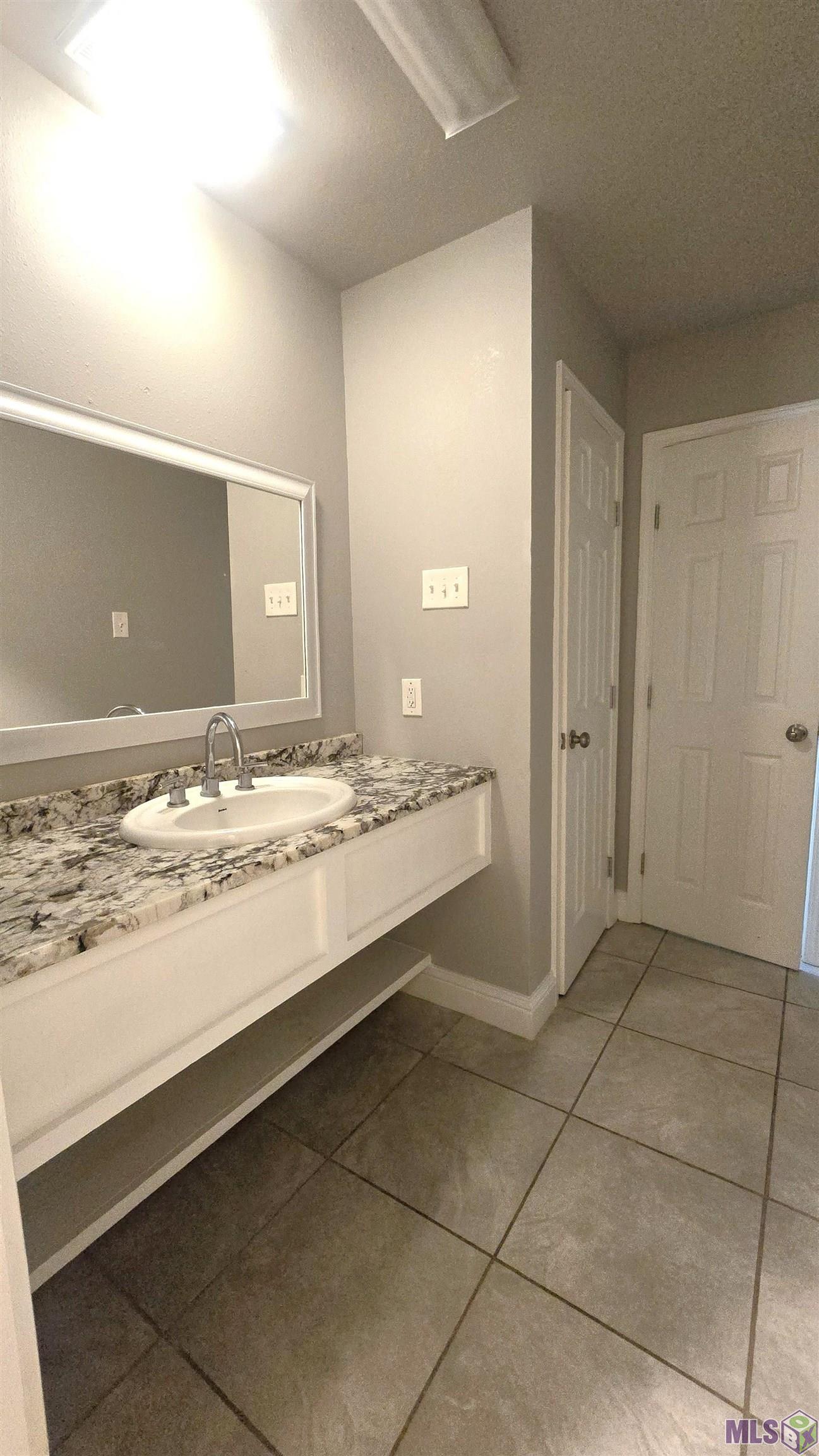 16523 Batavia Avenue St. George, LA 70817 - Photo 17 of 24